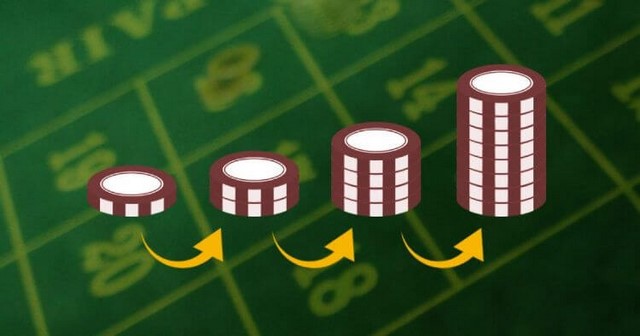 Cách đánh gấp thếp trong Baccarat chi tiết cho người chơi mới